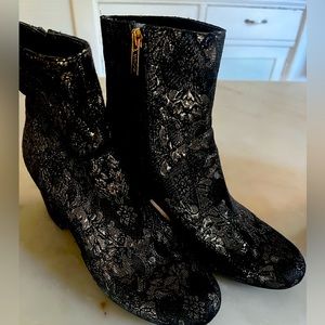 Unisa gold brocade black ankle booties. Excellent condition.